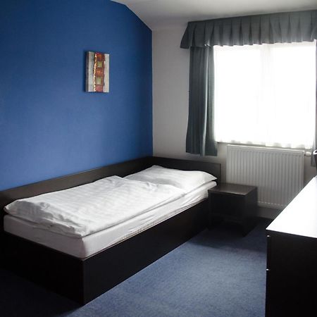 Garni Hotel Fellini Žiar nad Hronom Zimmer foto