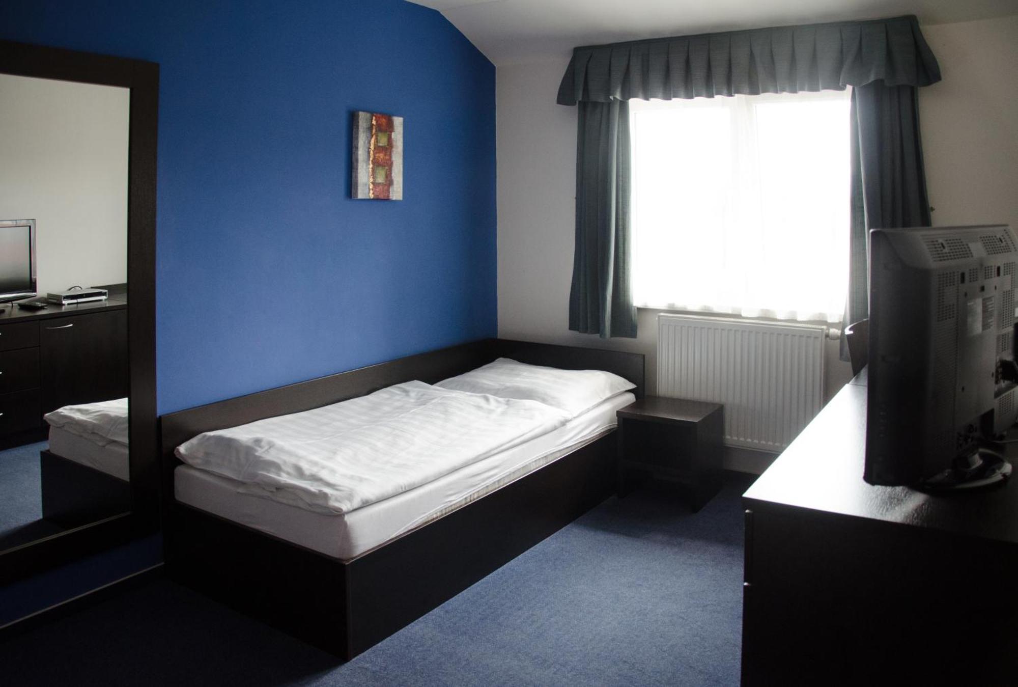 Garni Hotel Fellini Žiar nad Hronom Zimmer foto