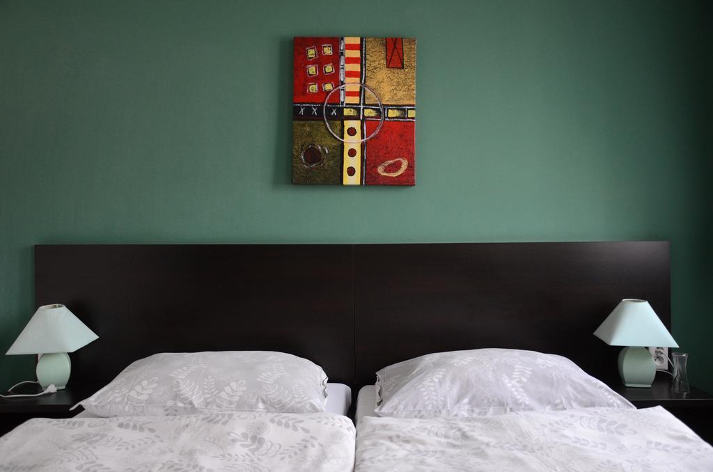 Garni Hotel Fellini Žiar nad Hronom Zimmer foto